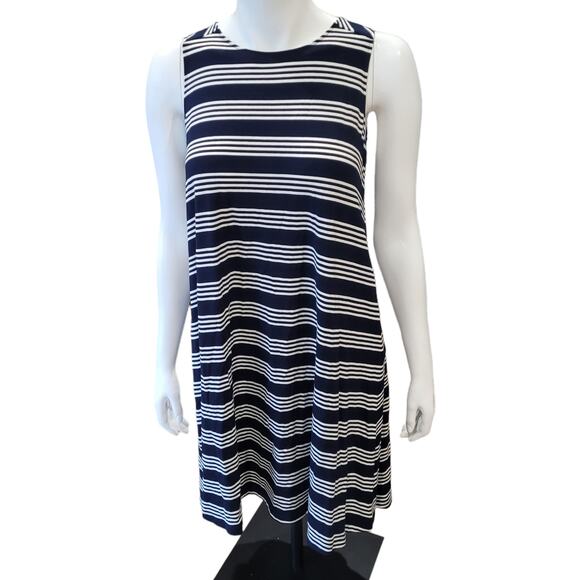 LOFT Ann Taylor Striped Tunic Dress Sz M Black White Graphic Knee Length Relaxed - Picture 8 of 9